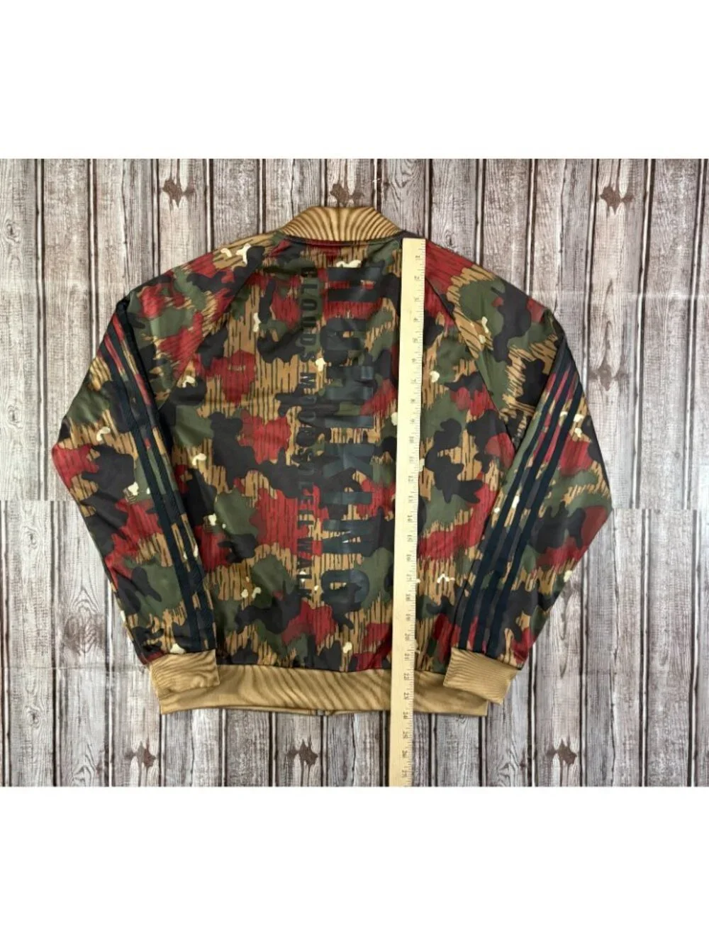Adidas x Pharrell Williams Jacket size Small Full Zip Camo Long Sleev Hu Hiking